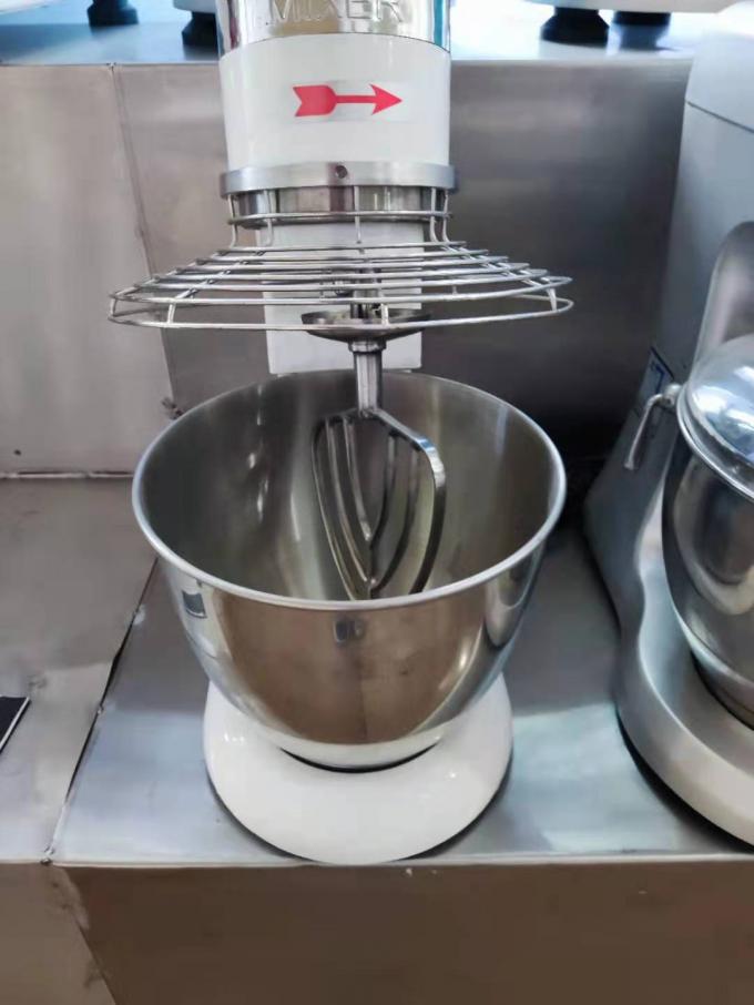 Commercial Cake Mixer Machine Heavy Duty 300W 130r/min White Color