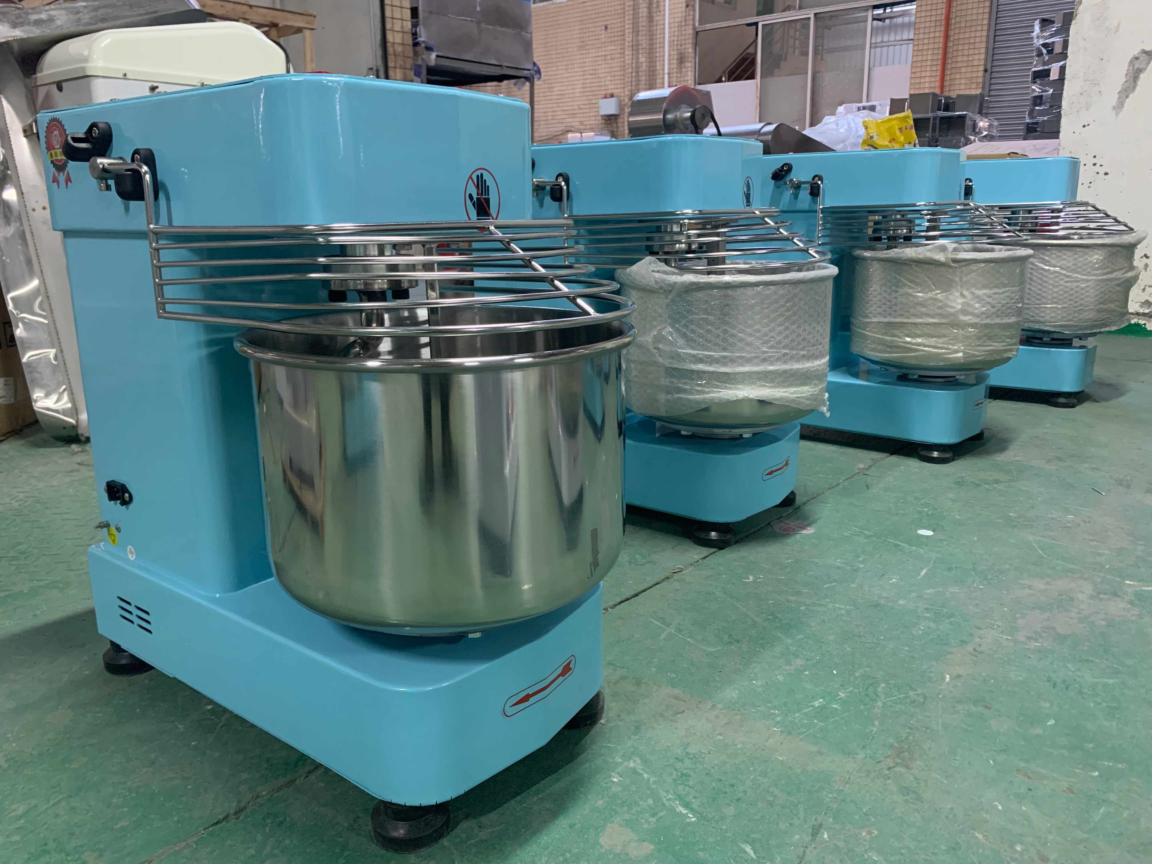 750W 15L Heavy Duty Pizza Dough Mixer With Dough Hook For Bread Kneading